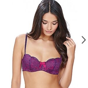 Wacoal Purple Lace Balconette Bra with Pink Bow 34D could fit 32 band runs small